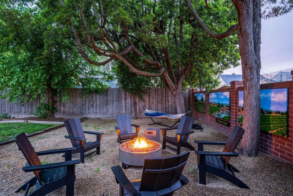 Grape Escape Inn & Suites Lodi Exterior photo